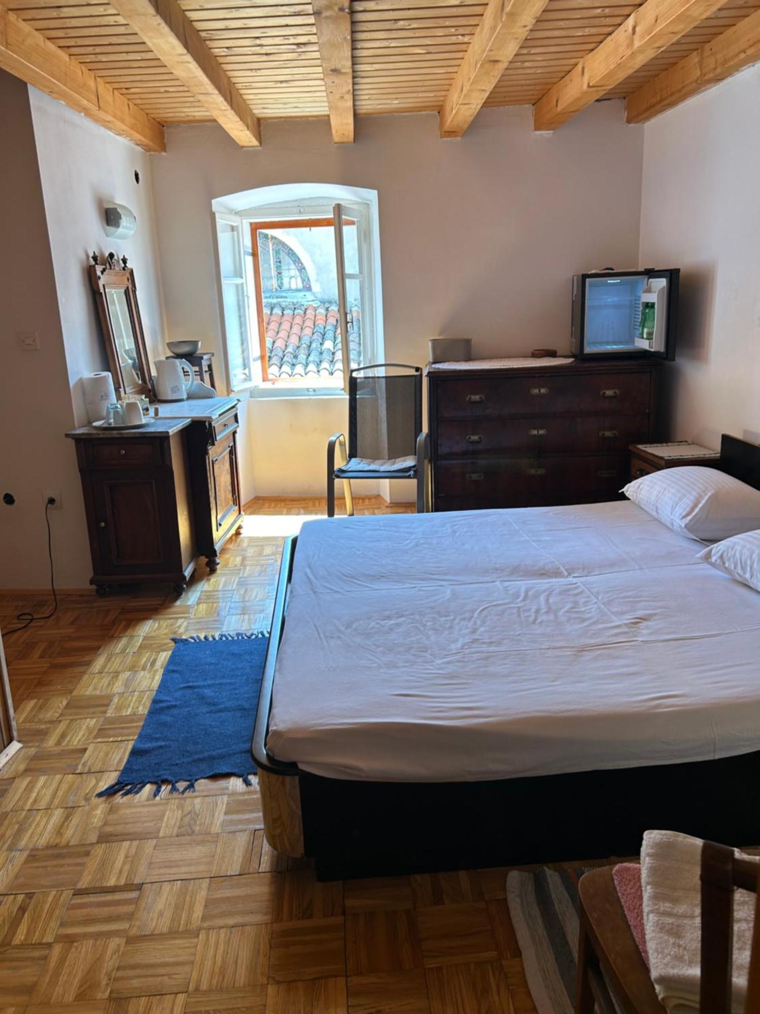 Nice Room - Centar Cres Exterior foto